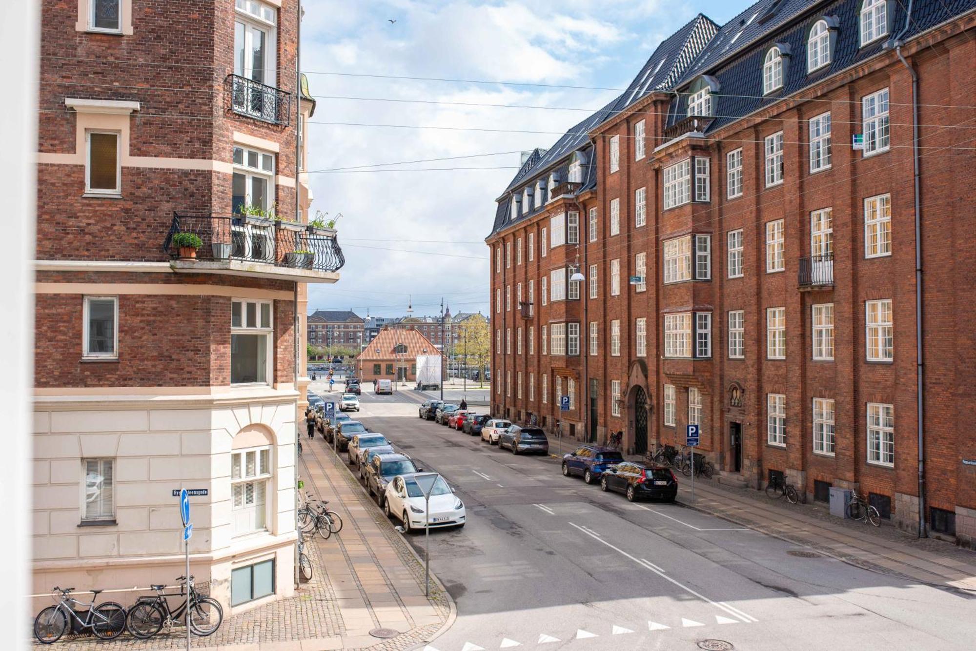 Large Apartment In Central Copenhagen By Tivoli Gardens Ngoại thất bức ảnh